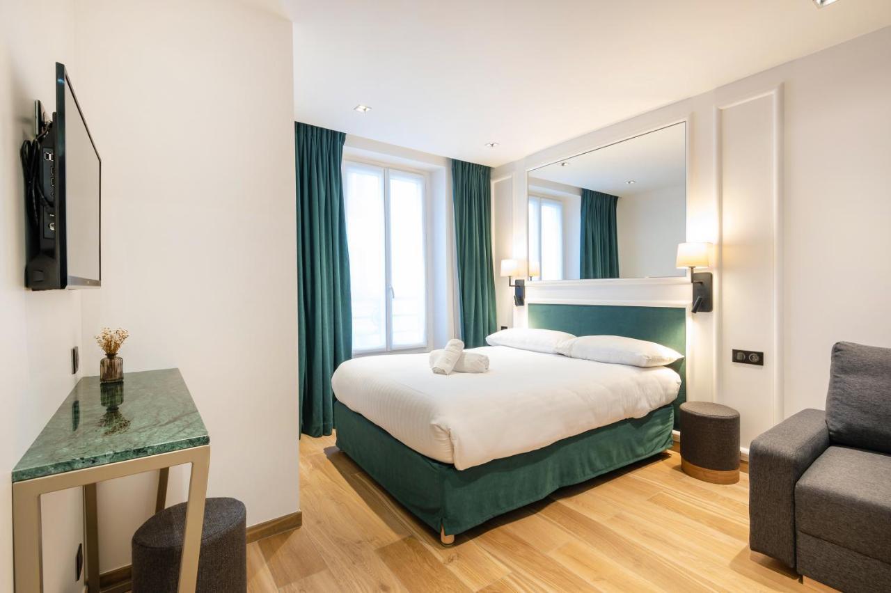 Hotel Au Coeur De Republique Paris Dış mekan fotoğraf
